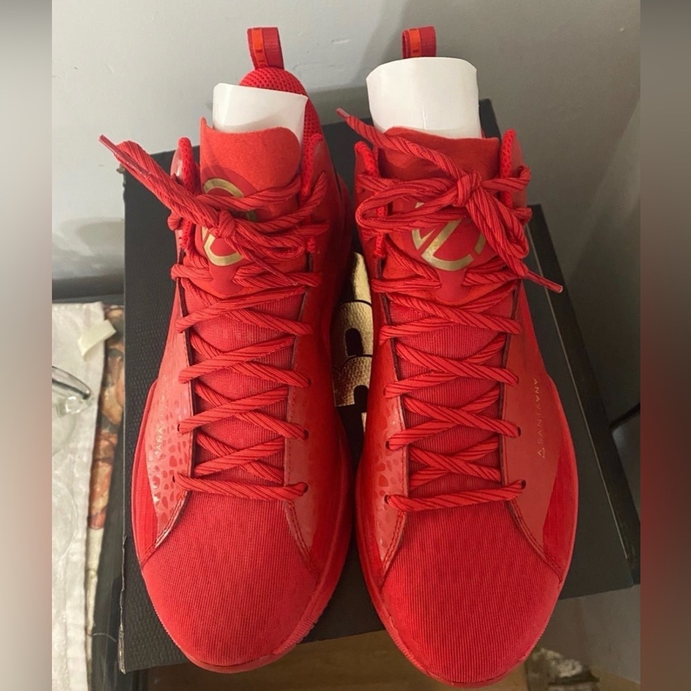 NWT- BIG BALLER BRAND Z02  INDEPENDENCE DAY basketball shoes  100% Authentic.